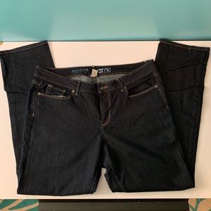 Sonoma Straight mid-rise jeans EUC
